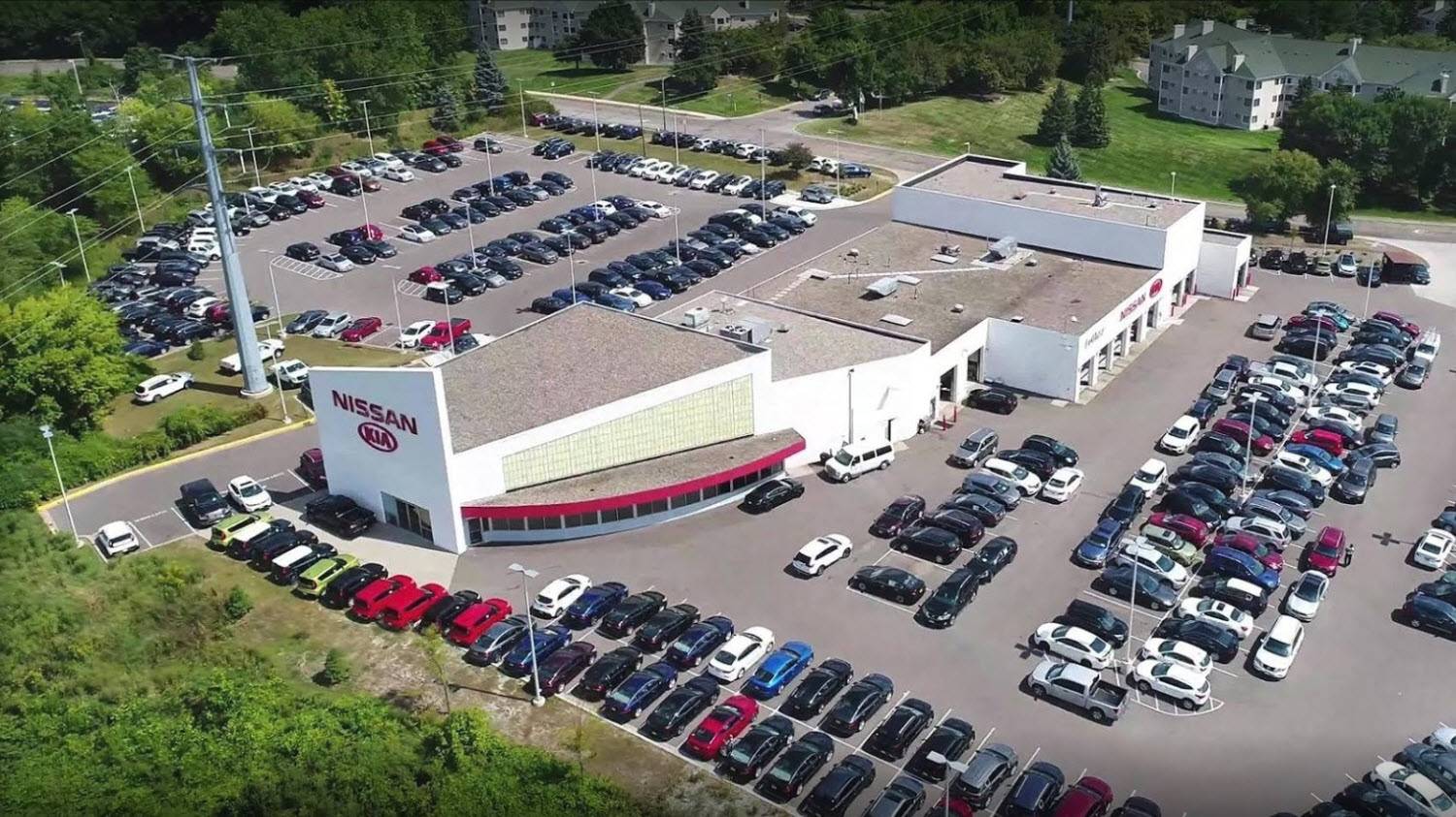 Luther Kia Nissan in Inver Grove