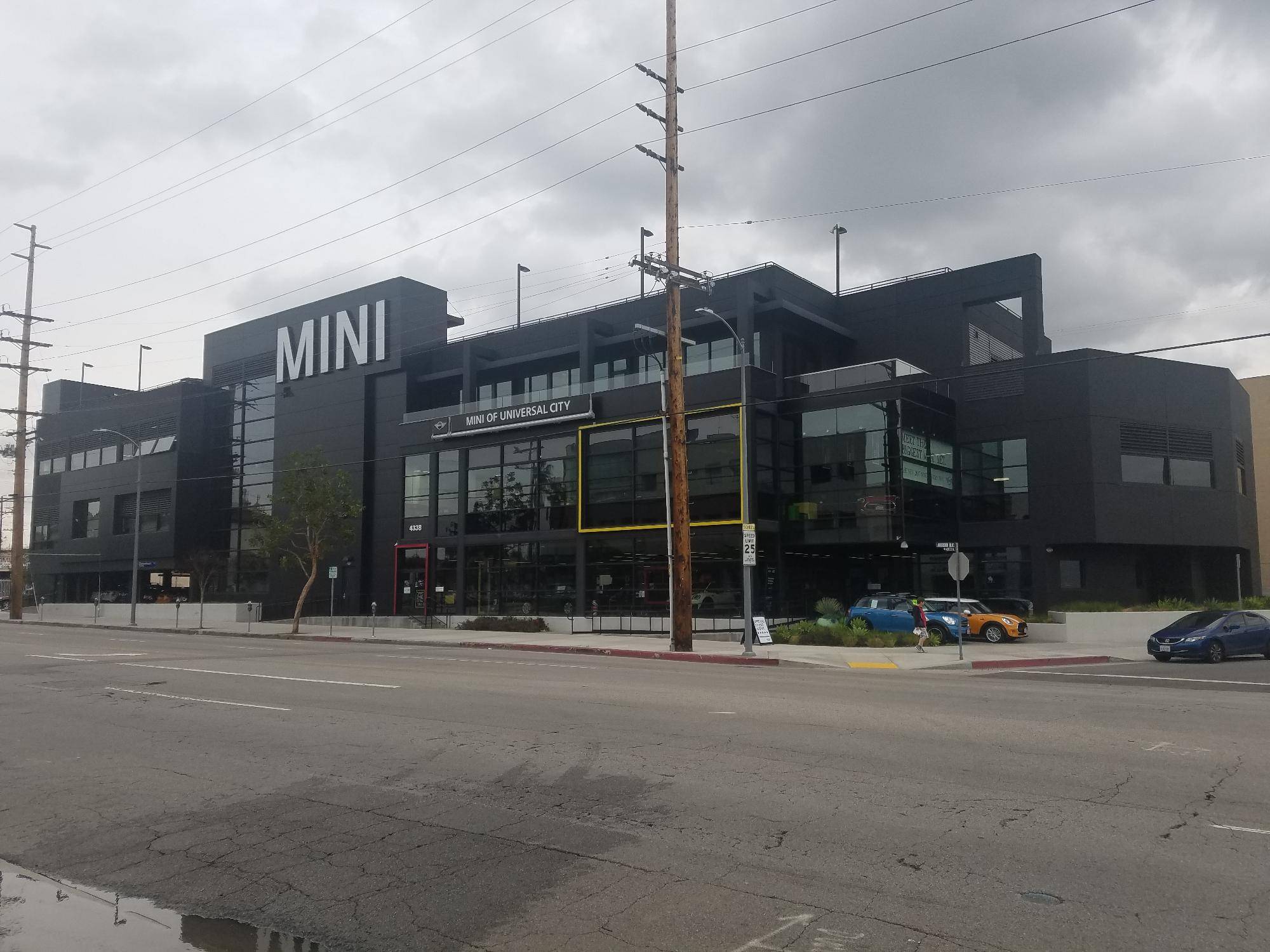 MINI of Universal City