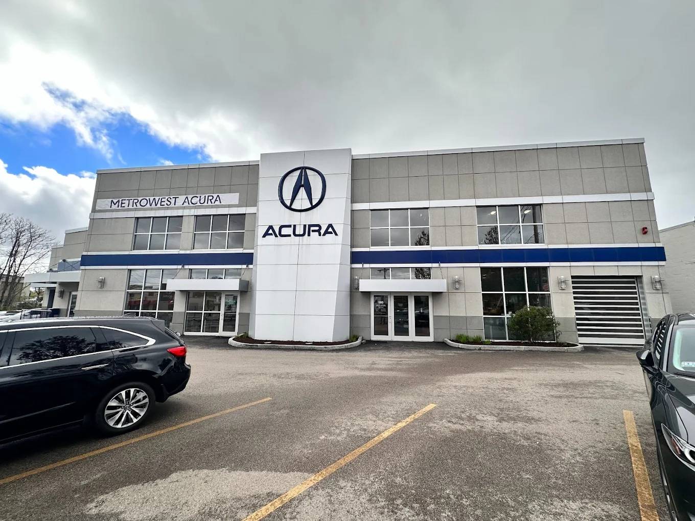 MetroWest Acura