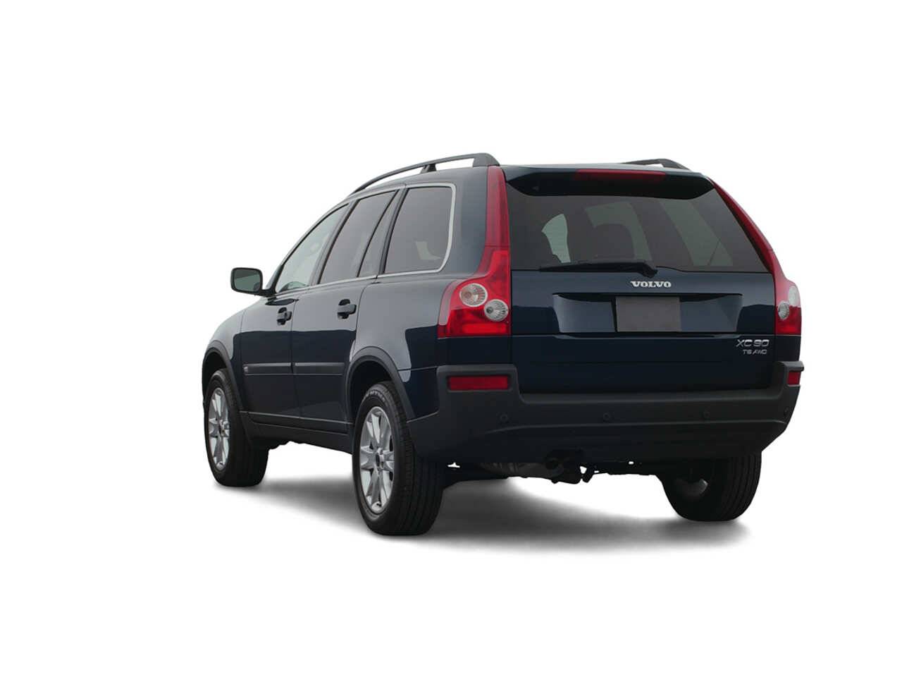2004 Volvo XC90 Review | Pricing, Trims & Photos - TrueCar