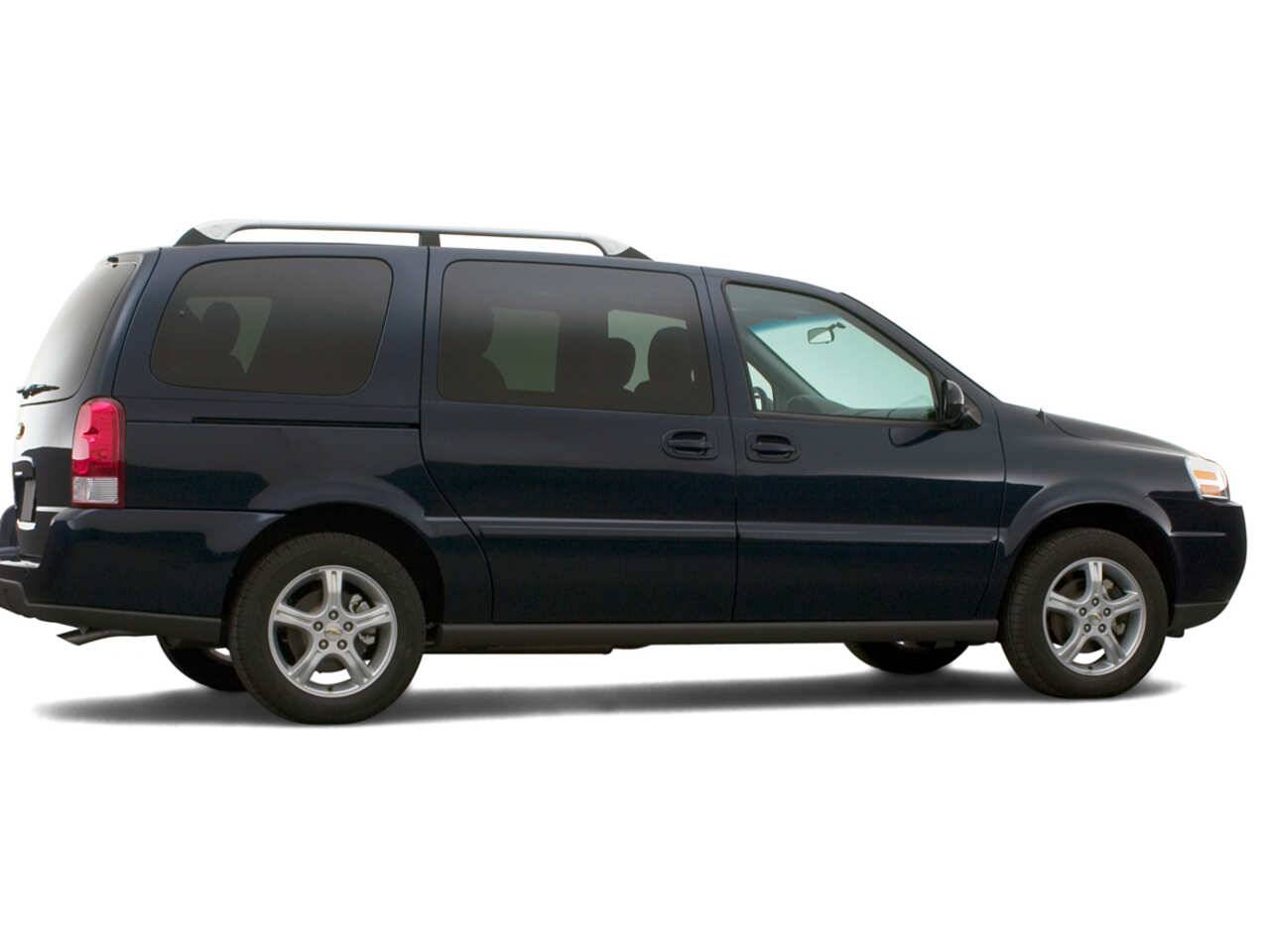 2008 Chevrolet Uplander LS Minivan (Inoperable) | Ritchie Bros. Auctioneers, image size:1280x960