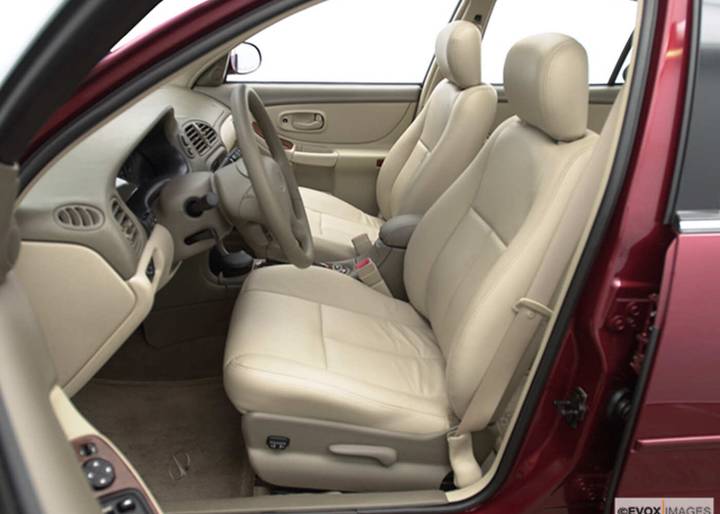 2001 Oldsmobile Intrigue Review | Pricing, Trims & Photos - TrueCar