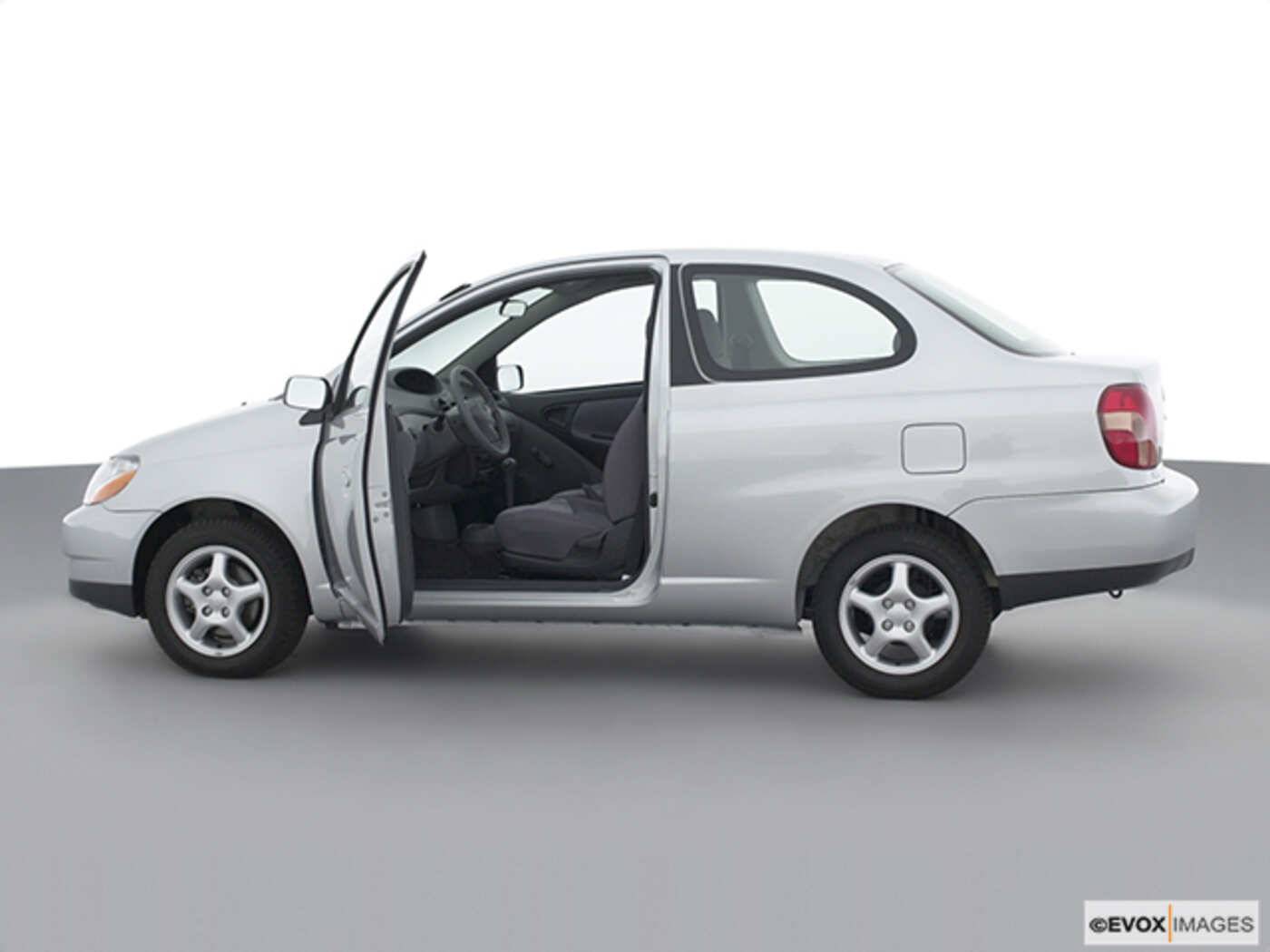 2003 Toyota Echo Review | Pricing, Trims & Photos - TrueCar