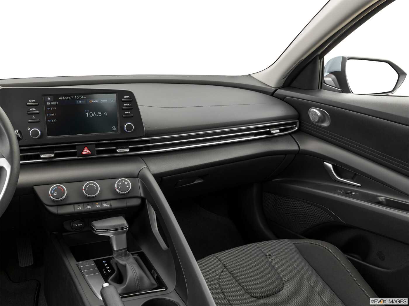 2022 Hyundai Elantra Sedan Interior