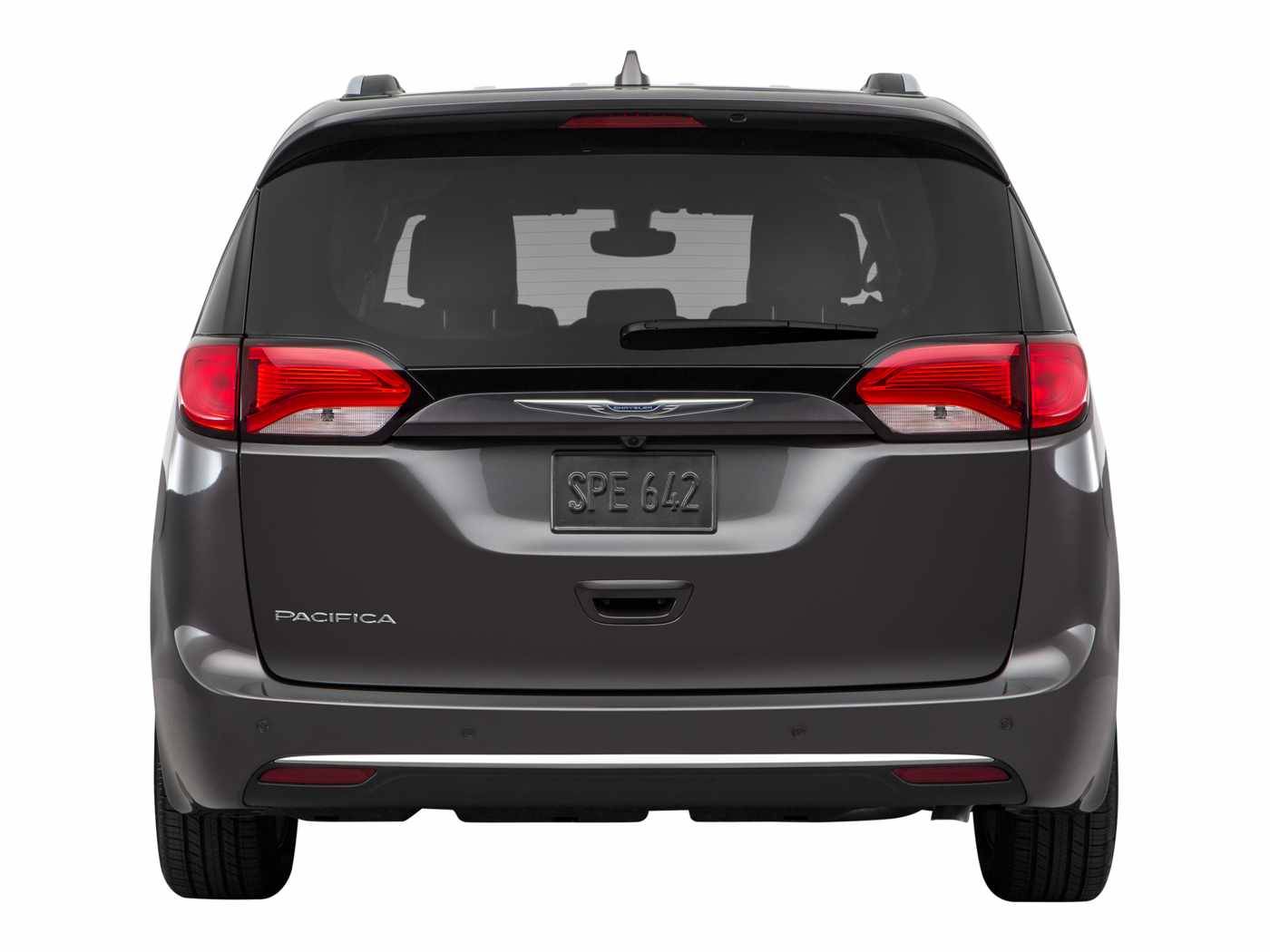 2017 Chrysler Pacifica Review | Pricing, Trims \u0026 Photos - TrueCar