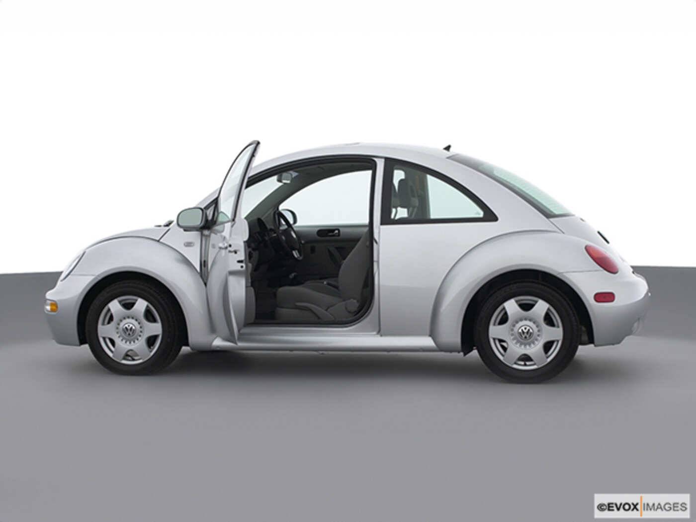 2001 Volkswagen New Beetle Review | Pricing, Trims & Photos - TrueCar