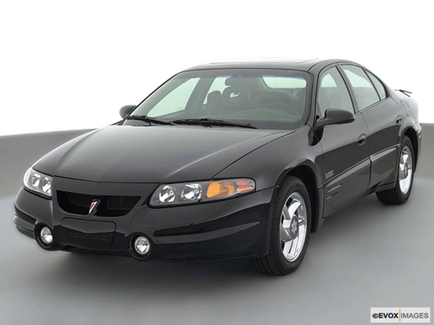 2002 Pontiac Bonneville Review | Pricing, Trims & Photos