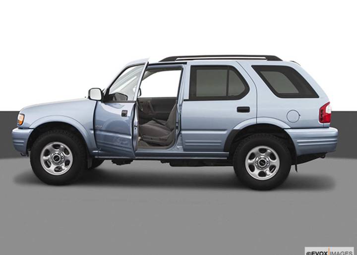 2004 Isuzu Rodeo Review | Pricing, Trims & Photos - TrueCar