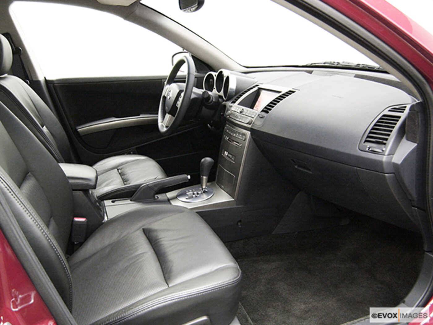 2004 Nissan Maxima Review | Pricing, Trims & Photos - TrueCar