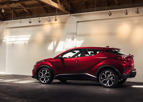 2021 Toyota C-HR review: Standing out at the back of the pack - CNET