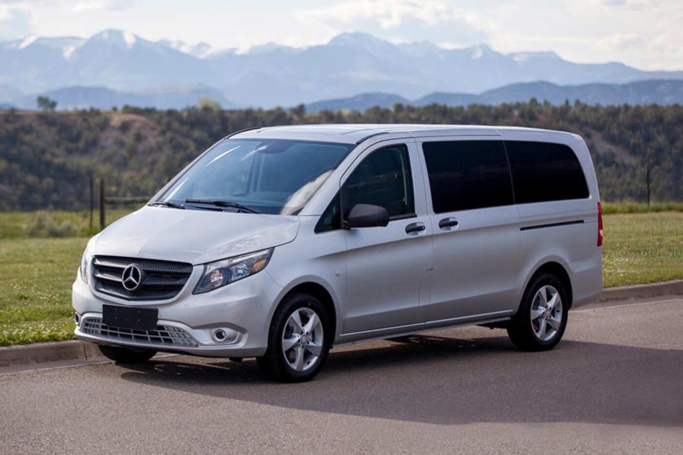 2020 Mercedes-Benz Metris Passenger Van 