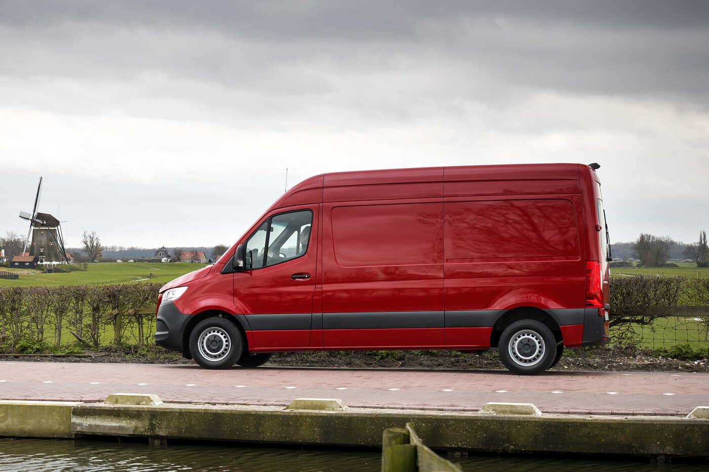 2023 Mercedes-Benz Sprinter Cargo Van Review | Pricing