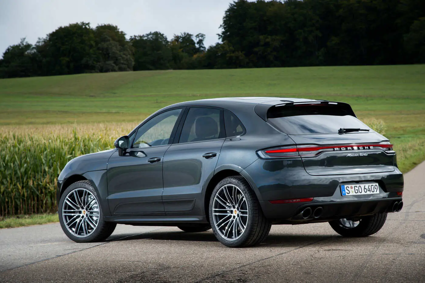 2020 Porsche Macan Comparisons Reviews Pictures Truecar