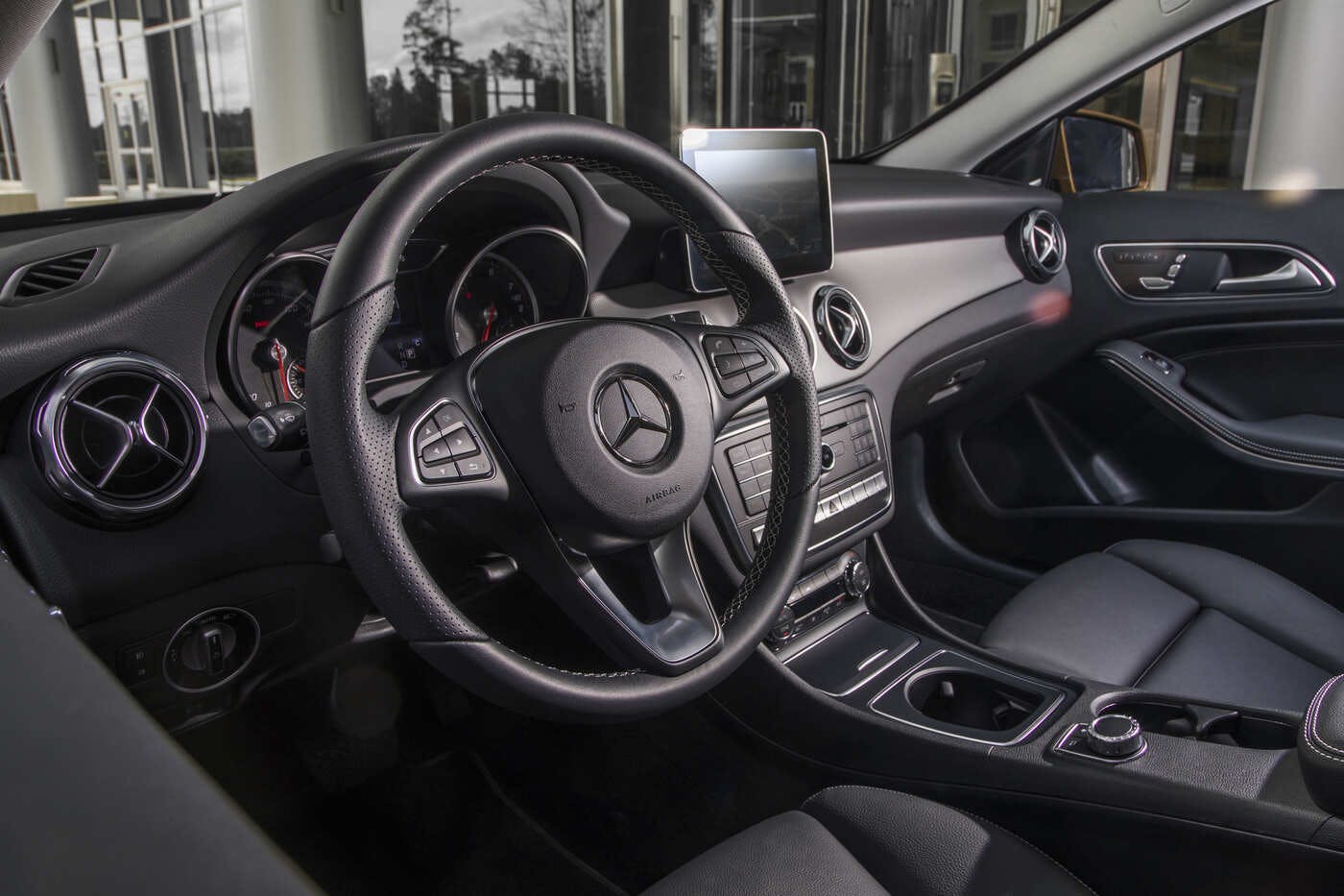 2020 Mercedes Benz Gla Comparisons Reviews Pictures Truecar