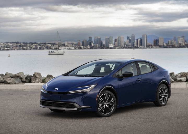 2024 Toyota Prius Lease Deals & Specials - TrueCar