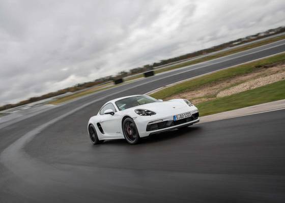 2021 Porsche 718 Cayman