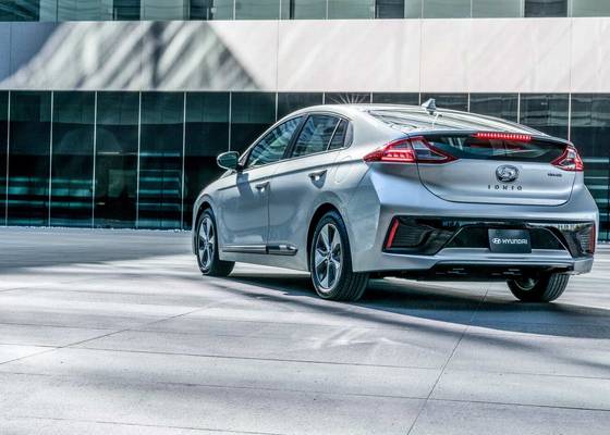 2019 Hyundai Ioniq Review  Pricing, Trims & Photos - TrueCar