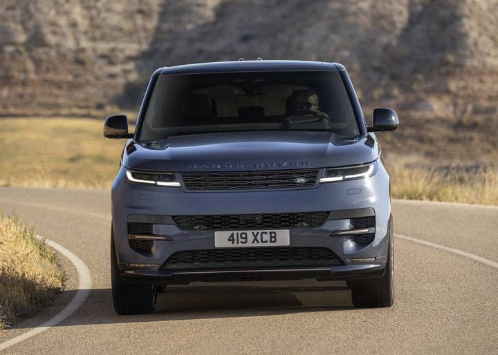 2026 Land Rover Range Rover Sport Review | Pricing, Trims & Photos ...
