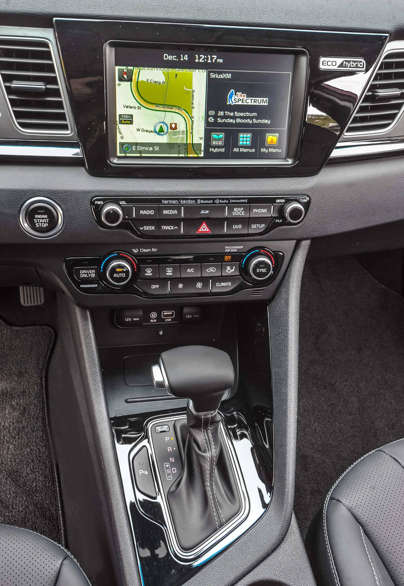 Kia Niro Audio System Manual