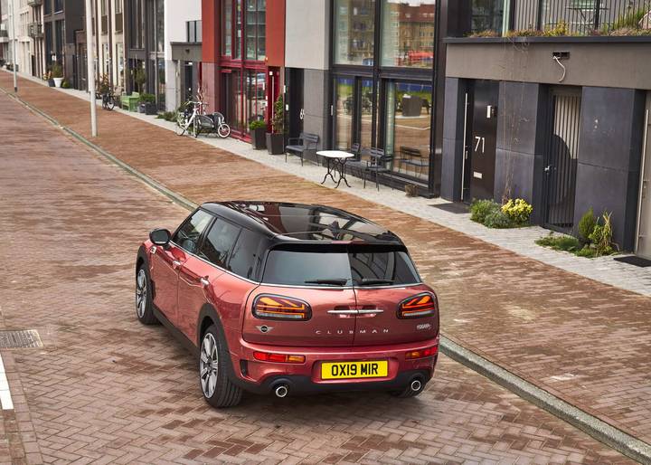 2024 MINI Clubman Review | Pricing, Trims & Photos - TrueCar