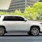 2019 Chevrolet Tahoe 4th exterior image - activate to see more