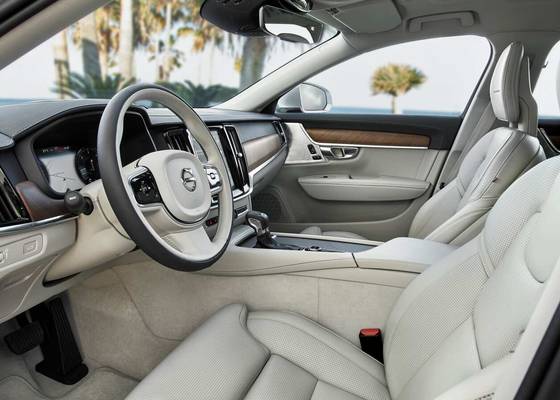 2025 Volvo S90 Plug-In Hybrid Review | Pricing, Trims & Photos - TrueCar