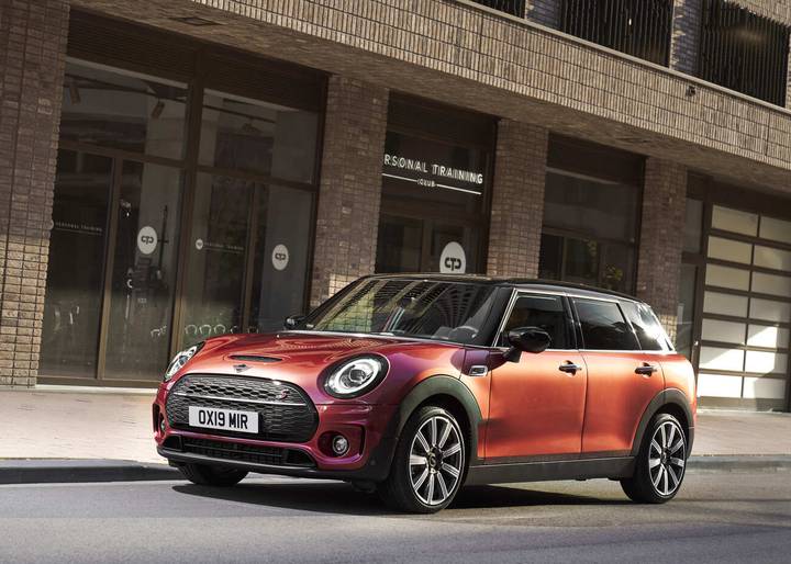 2024 MINI Clubman Review | Pricing, Trims & Photos - TrueCar