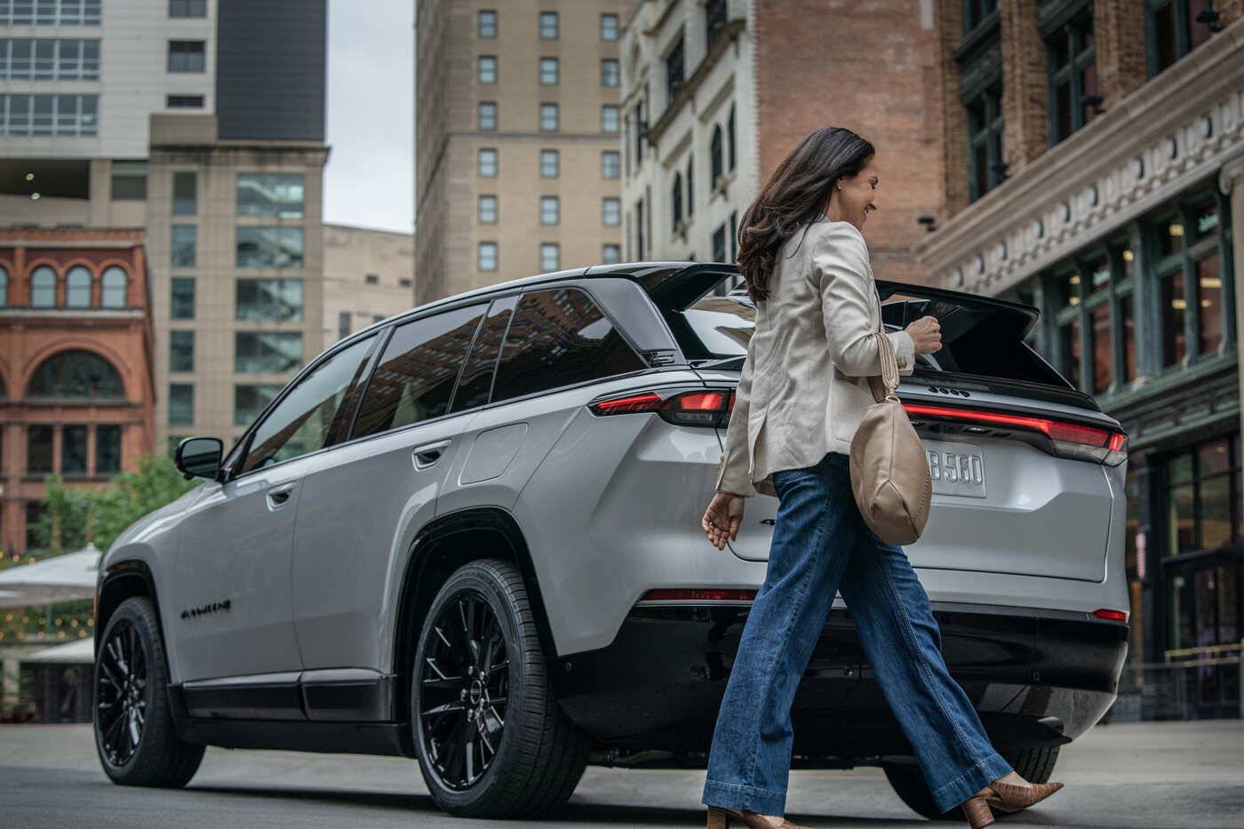 2025 Jeep Wagoneer S Review | Pricing, Trims & Photos - TrueCar