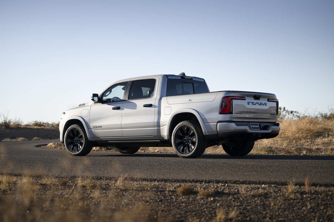 2025 Ram 1500 Ramcharger: Review, Trims, Specs, Price, New Interior  Features, Exterior Design, and Specifications