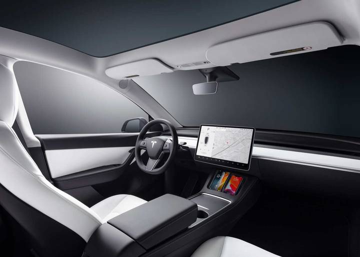 2025 Tesla Model Y Review | Pricing, Trims & Photos - TrueCar