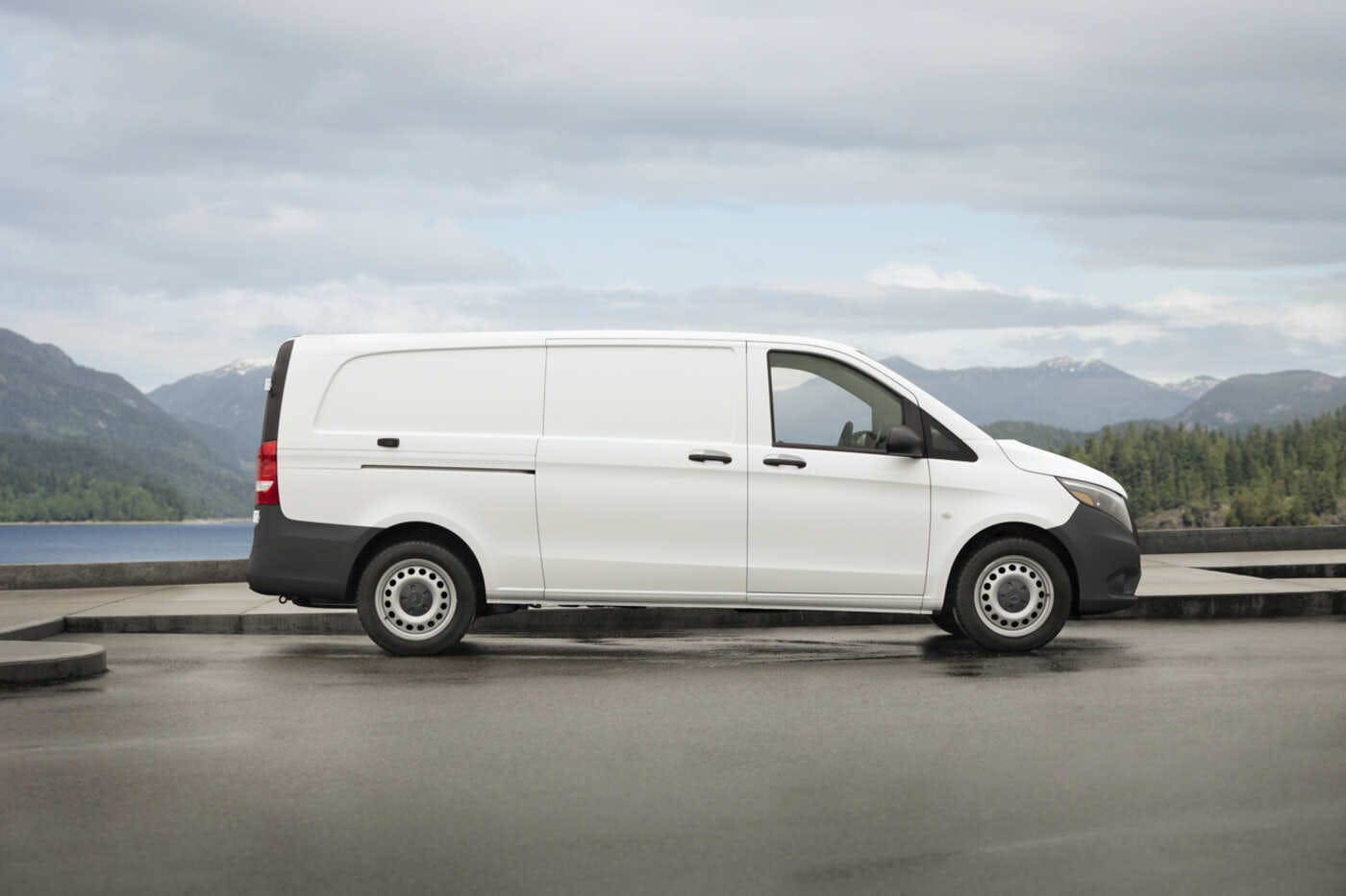 Mercedes-Benz Vito van review (2023)