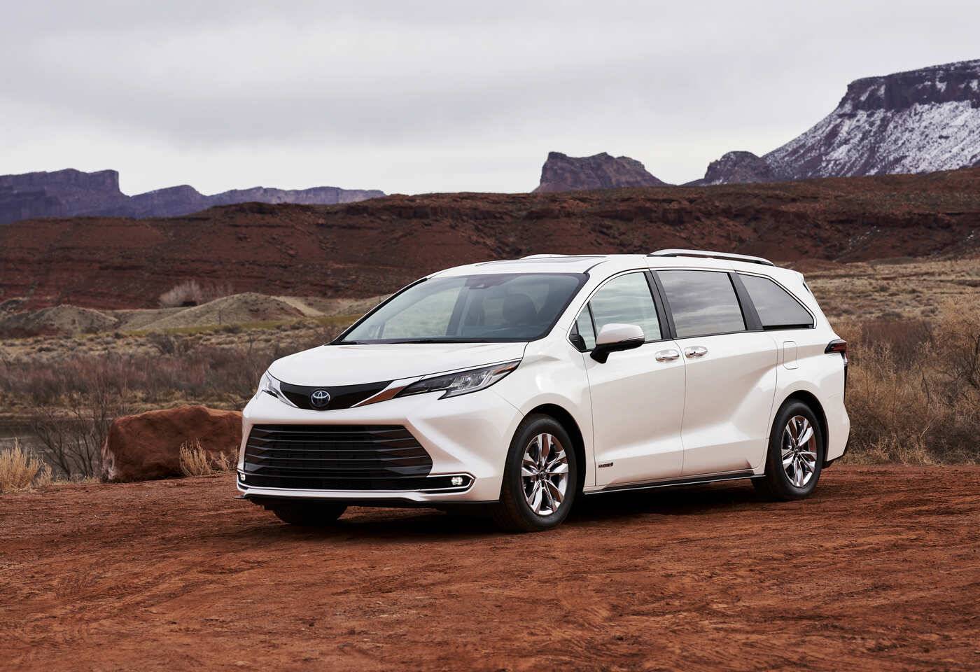 msrp 2021 toyota sienna