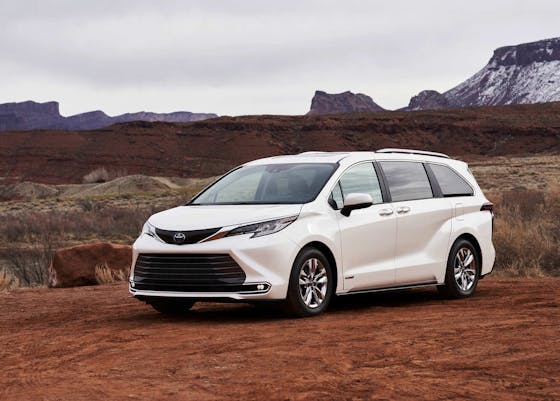 2021 Toyota Sienna Review  Pricing, Trims & Photos - TrueCar