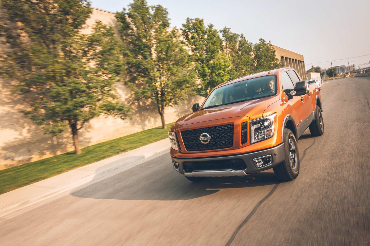 2019 Nissan Titan Comparisons Reviews Pictures Truecar