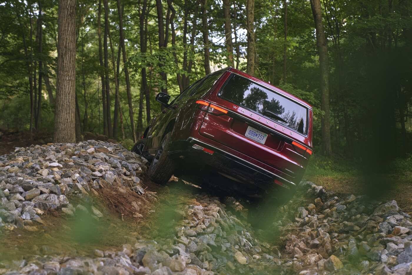 2025 Jeep Wagoneer Review | Pricing, Trims & Photos - TrueCar