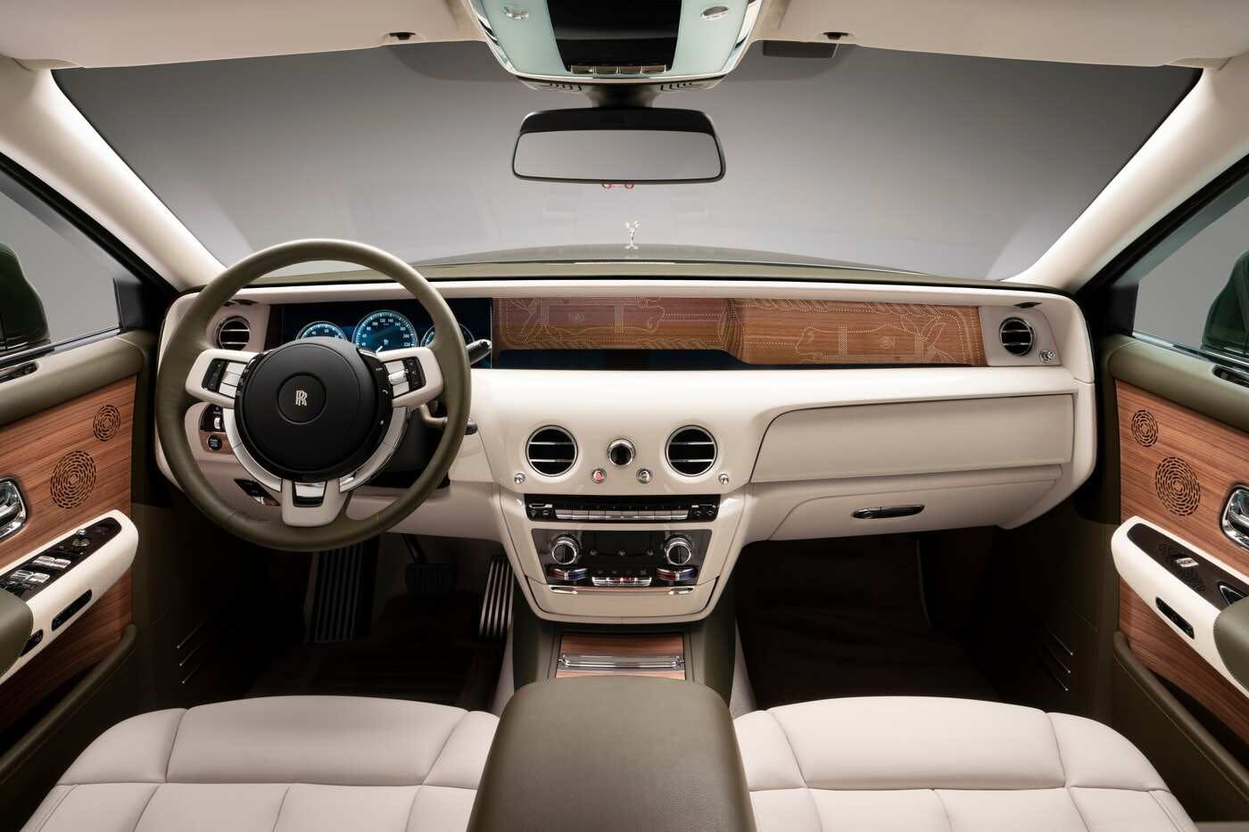 Learn About the Elegant 2022 Rolls-Royce Phantom Interior Design