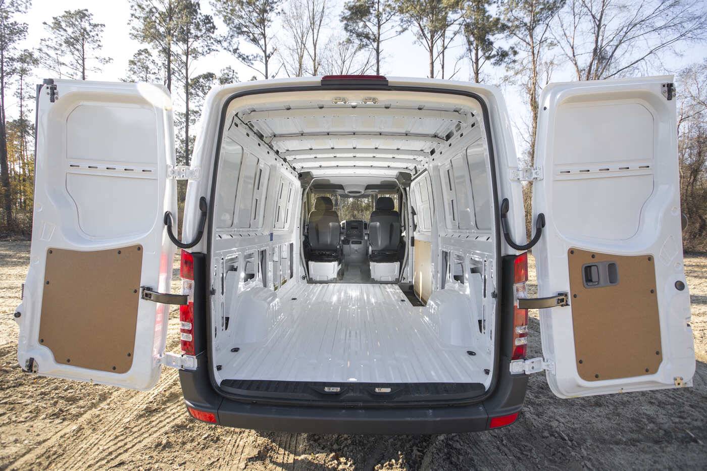 mercedes sprinter cargo