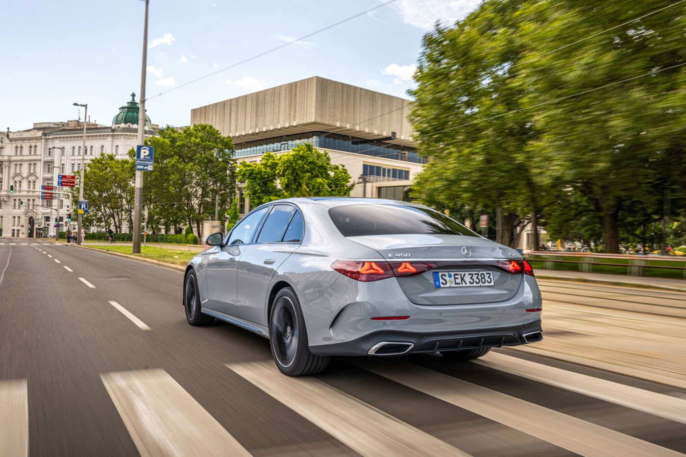 Mercedes-Benz Klasa E W214 prz&oacute;d