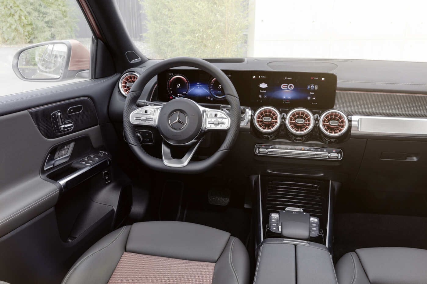 2023 Mercedes-Benz EQB Review, Pricing, & Pictures