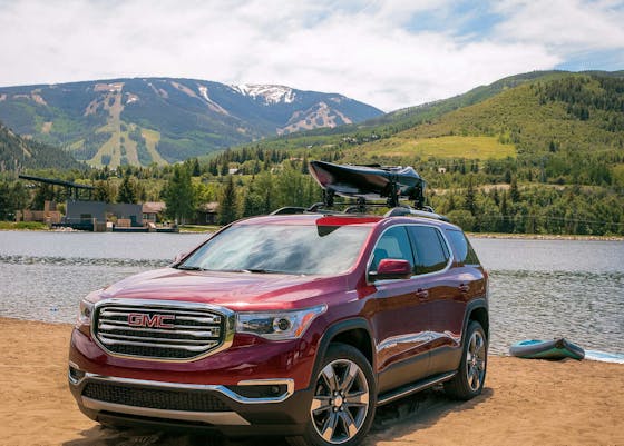 2018 GMC Acadia Review, Pricing, and Specs