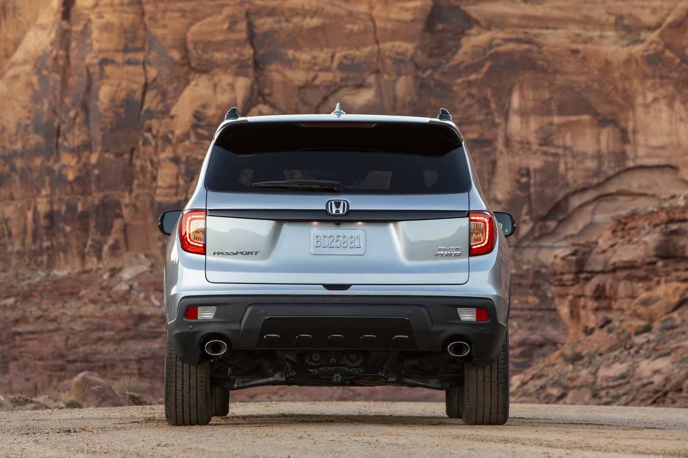 非売品 レア 2019 Honda Passport 1/43 スケール 純正品 2019 Honda Passport TSM 1:43 Die Cast Scale Model - Very
