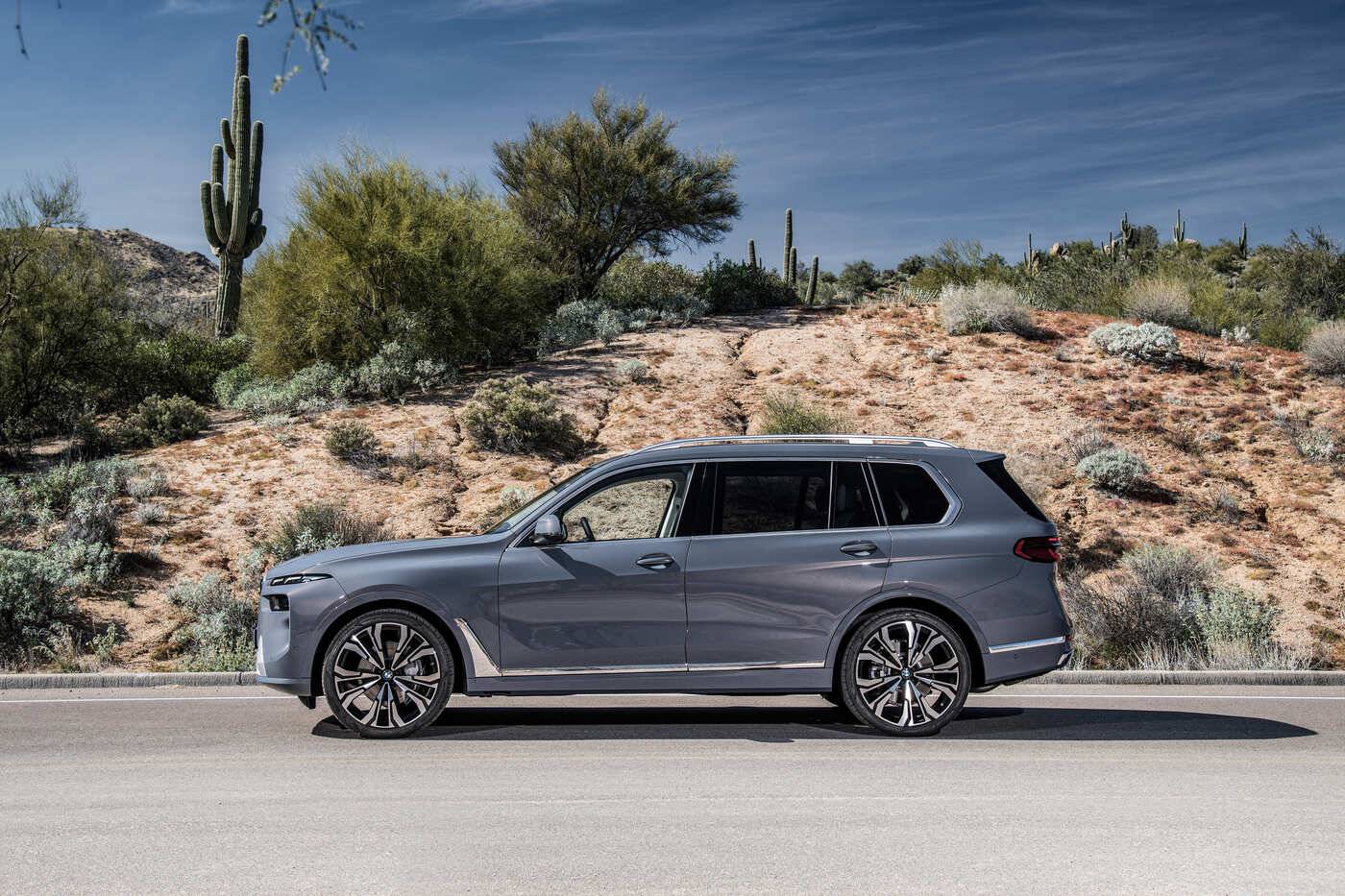 2024 BMW X7 Review | Pricing, Trims & Photos - TrueCar