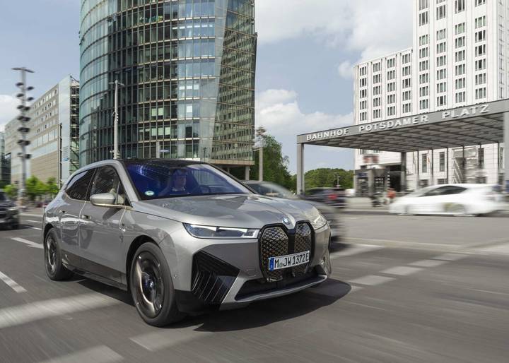 2025 BMW iX Lease Deals & Specials - TrueCar